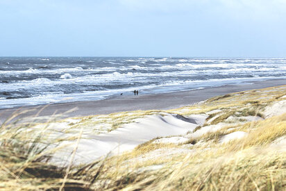 urlaub-im-herbst-in-daenemark-nordseewellen