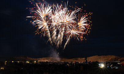 Silvester in Dänemark – Feuerwerk über Henne Strand