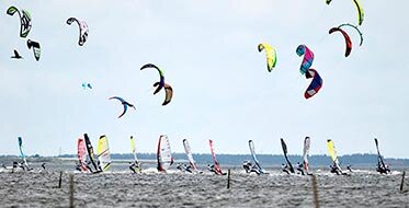 vandsport-danmark-surfen-kitesurfen