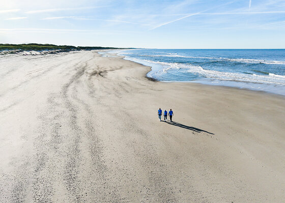 Vestkysten giver overskud.  Vi giver tilbage.