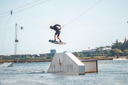Danmarksmester i wakeboard for juniorer Viktor Bøndergaard