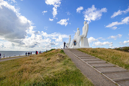 Der-mensch-am-meer-skulpturen-esbjerg