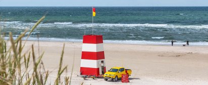 Rettungschwimmer bei Henne Strand