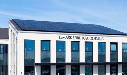 Esmark-Feriehusudlejning-Hvide-sande-kontor-baglandet