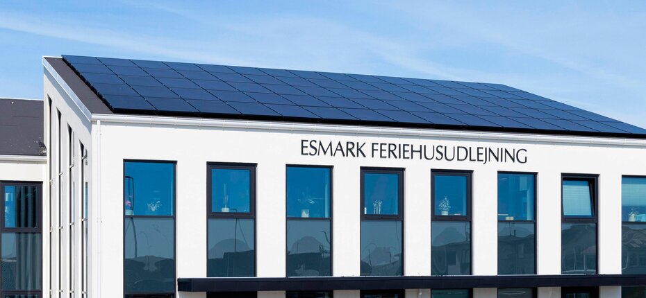 Esmark-Feriehusudlejning-Hvide-sande-kontor-baglandet