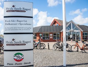 Hvide Sande Røgeri - Räucherei und Restaurant