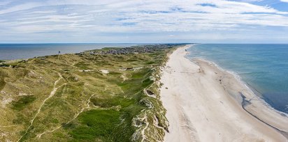 Sommerhuse i Årgab (Luftfoto Holmsland Klit)