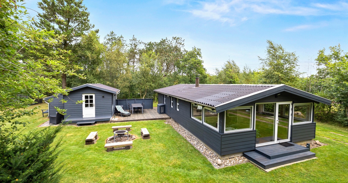 Klassisches Ferienhaus im skandinavischen Stil - Houstrup