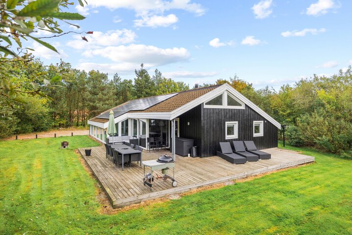 Holiday home 30805 at Skovvang 18, Houstrup - Picture #0