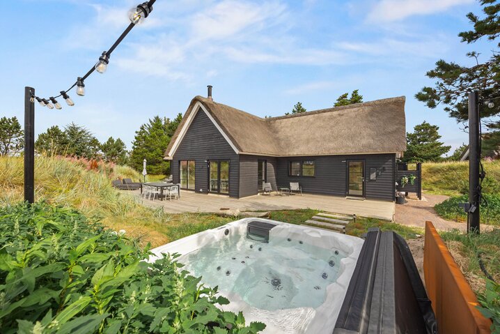 Holiday home 40505 at Gøgevej 57, Henne Strand - Picture #0