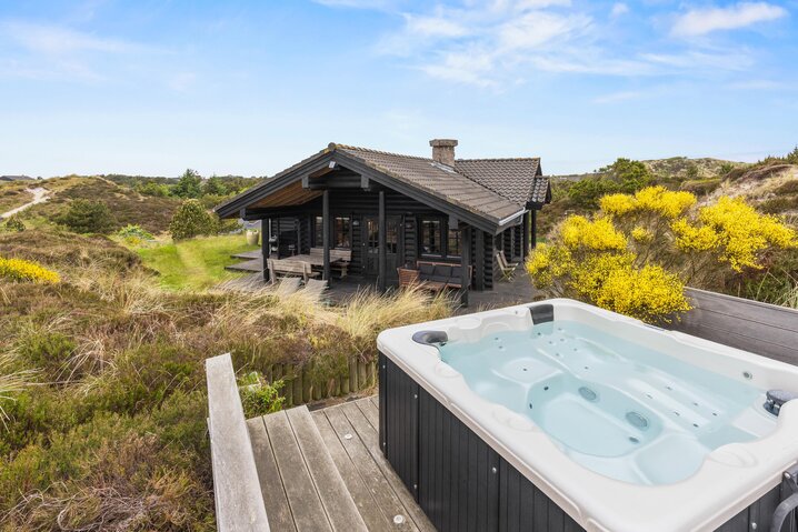 Ferienhaus 40680 in Hjelmevej 57A, Henne Strand - Bild #0