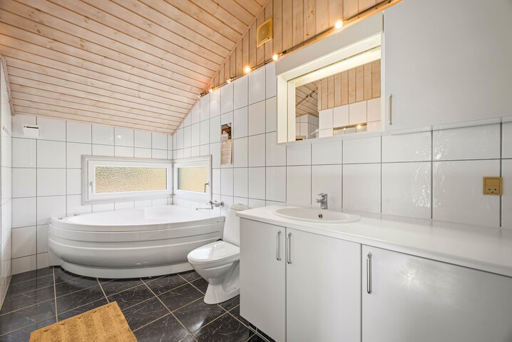Holiday home 40838 at Lyngbovej 24, Henne Strand - Picture #10