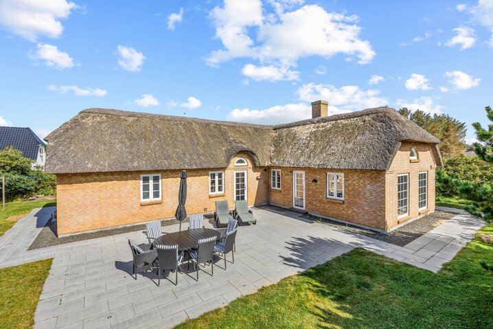 Sommerhus 60104 på Hans Thuesensvej 11A, Blåvand - Billede #0