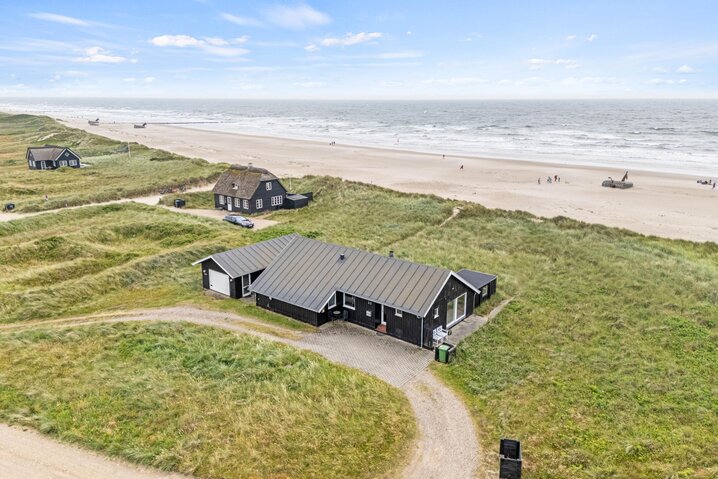 Sommerhus 60560 på Lille Strandvej 20, Blåvand - Billede #0