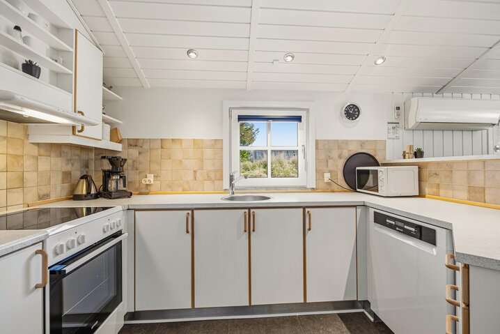 Holiday home 60742 at Stæhrsvej 1A, Blåvand - Picture #2