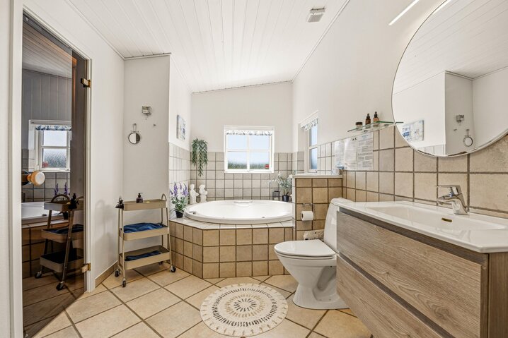 Holiday home 60754 at Krogsande 10, Blåvand - Picture #17