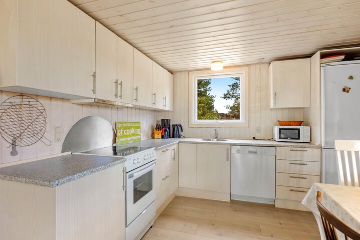 Holiday home 81049 at Ringvejen 39, Bolilmark, Rømø - Picture #2