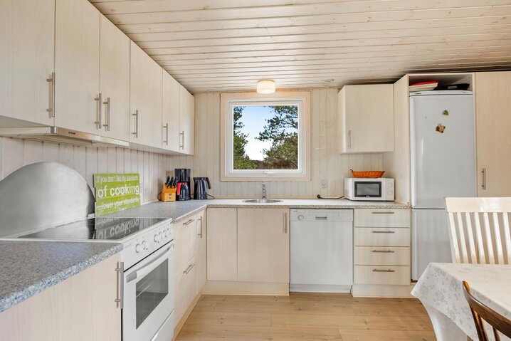 Holiday home 81049 at Ringvejen 39, Bolilmark, Rømø - Picture #8