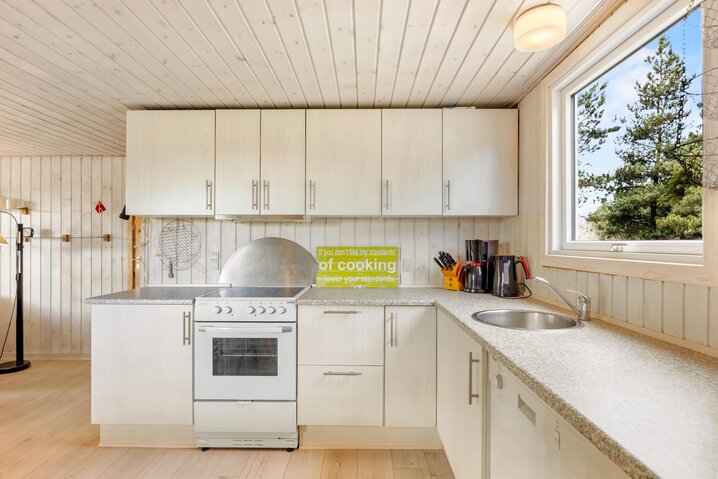 Holiday home 81049 at Ringvejen 39, Bolilmark, Rømø - Picture #9