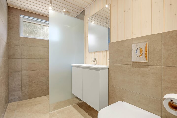 Holiday home 81049 at Ringvejen 39, Bolilmark, Rømø - Picture #11