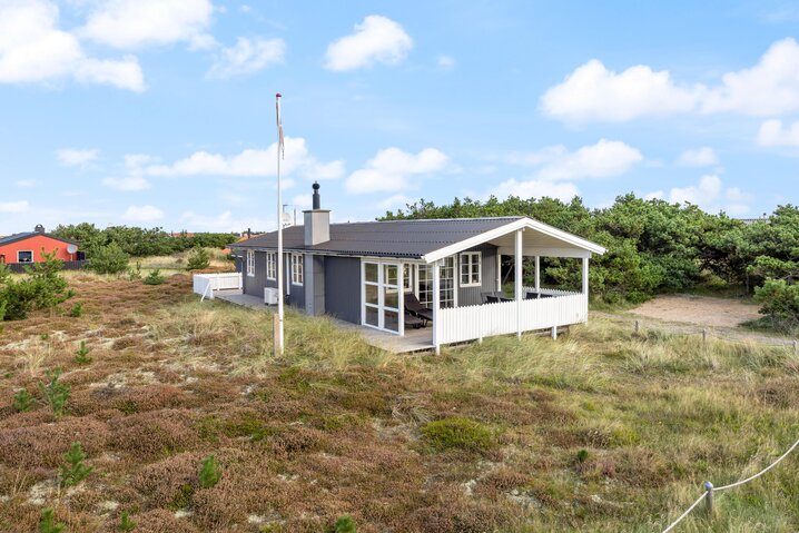 Sommerhus B2167 på Humlegårdsvej 44, Bjerregård - Billede #0