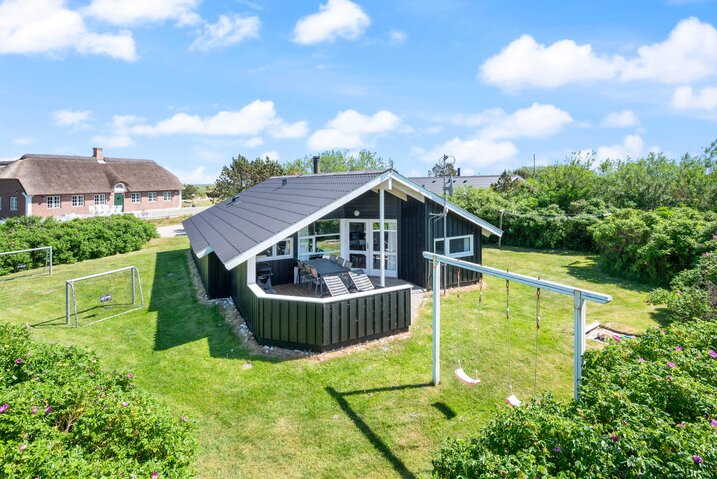 Sommerhus B2244 på Humlegårdsvej 4E, Bjerregård - Billede #0