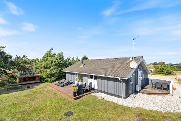 Sommerhus B2435 på Rauhesvej 7, Bjerregård - Billede #0