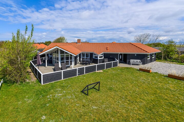 Sommerhus B2573 på Humlegårdsvej 4D, Bjerregård - Billede #0