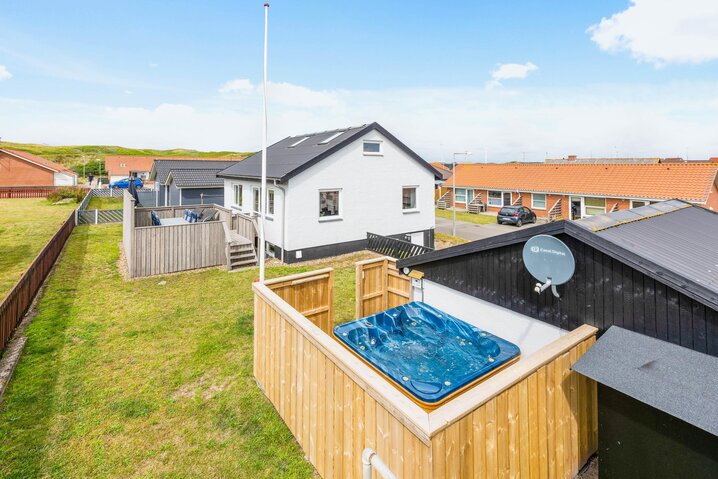 Sommerhus F4991 på Vinbjergvej 7, Hvide Sande - Billede #0