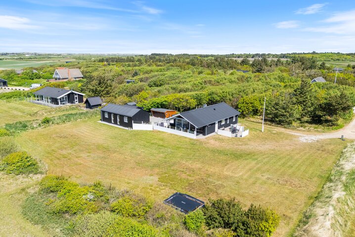 Sommerhus K6556 på Rørsangervej 22, Lodbjerg Hede - Billede #0