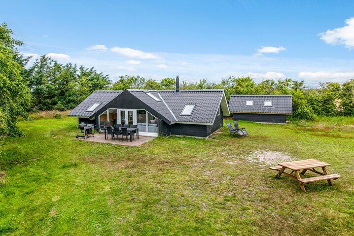 Sommerhus K6876 på Rørsangervej 5, Lodbjerg Hede - Billede #0