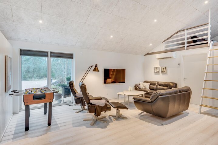 Sommerhus KK1041 på Fyrrealle 16, Lodbjerg Hede - Billede #1