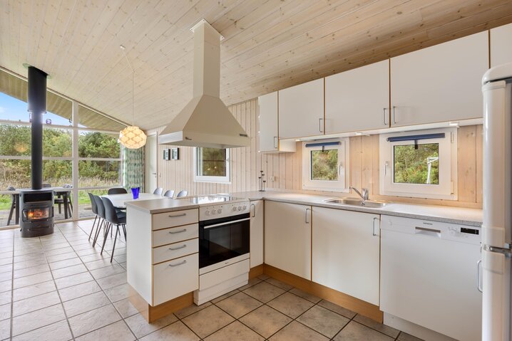 Sommerhus KW1389 på Fyrrealle 11, Lodbjerg Hede - Billede #10