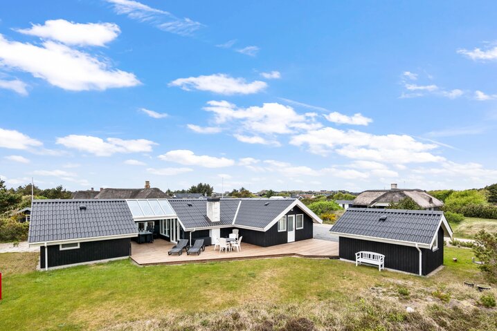 Ferienhaus i6857 in Hjelmevej 57, Søndervig - Bild #0